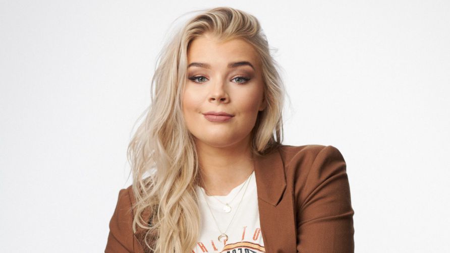 Kristina Keyyo Petrushina - Framgångsrik bloggare och programledare